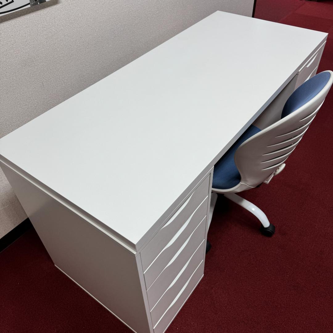 東京23区送料無料　超美品IKEAラグカプテン / ALEX ＋椅子＋ワゴンx2