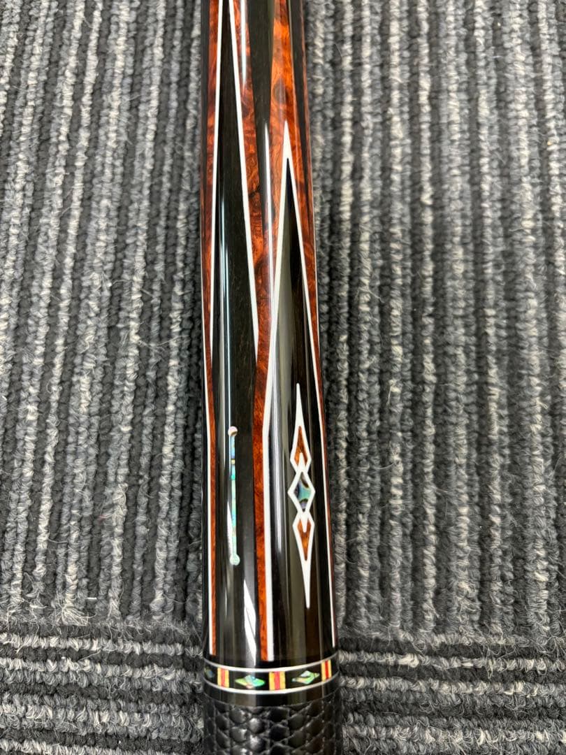 新品　ミステリーブラック　カスタムキュー