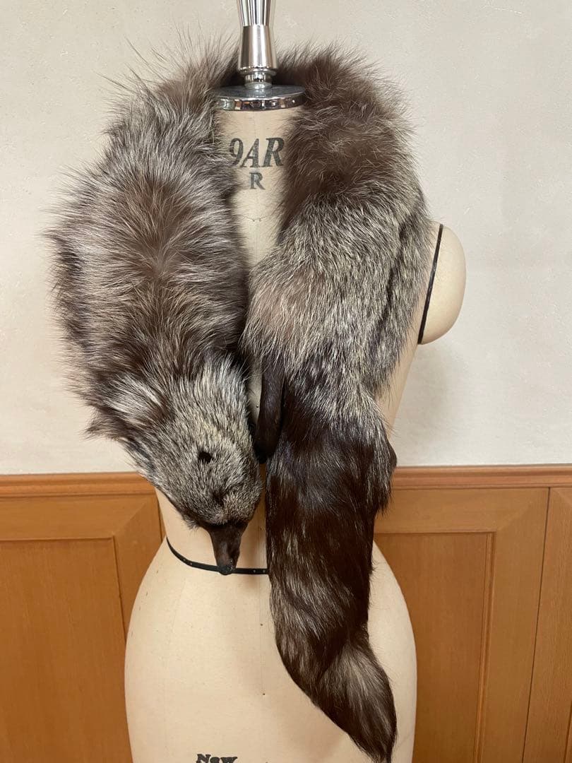 リアル毛皮 フォックスファー リアルファー マフラー つけ襟 顔足尻尾