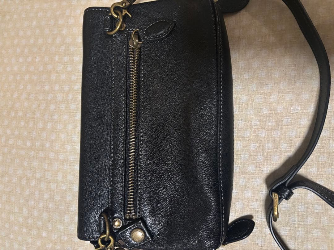 ダコタ アミューズ お財布ショルダー 本革 ブラック 2WAY