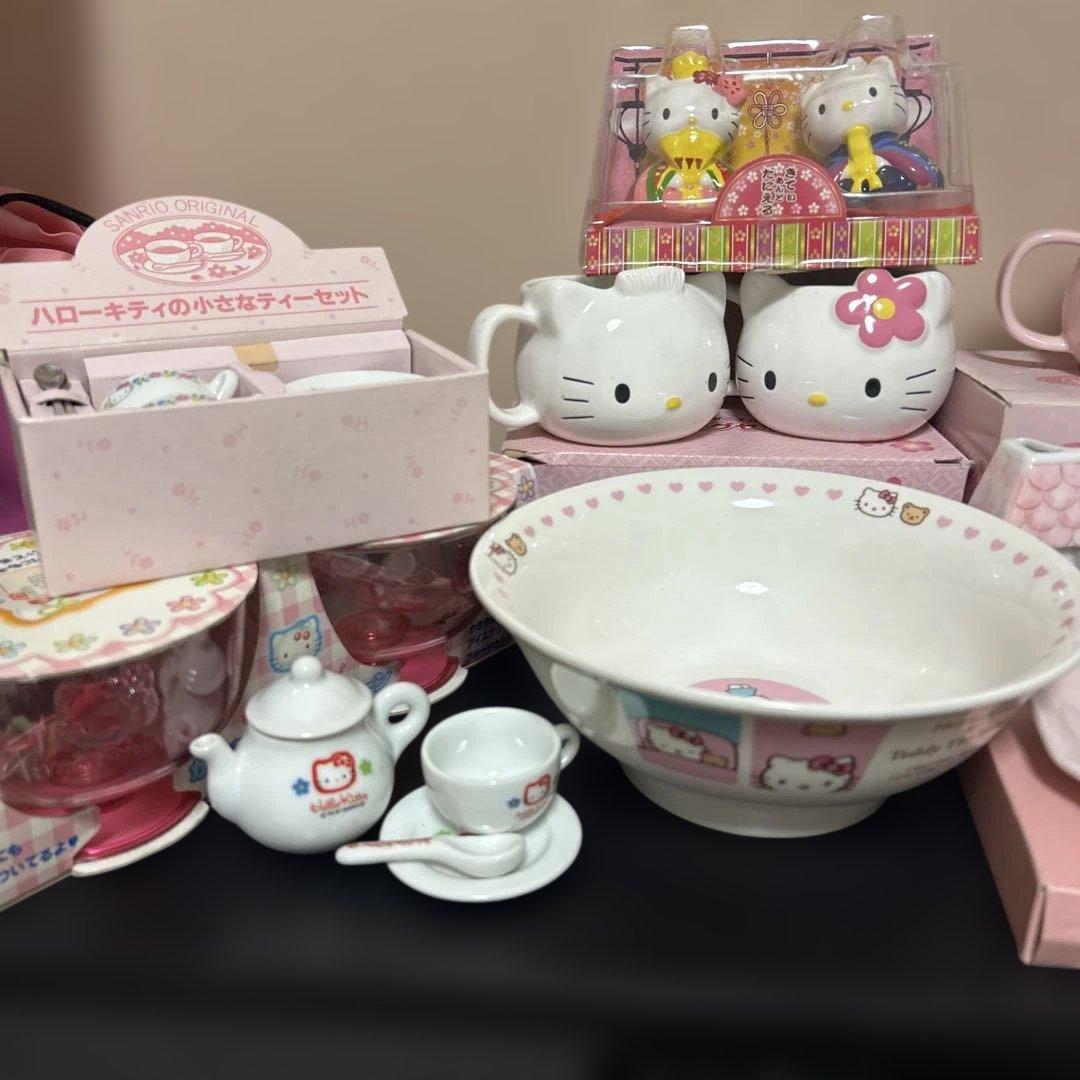 キティ　食器　陶器　グラス　等　まとめて　セット　サンリオ
