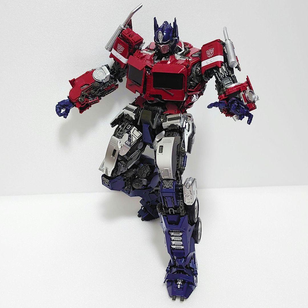 童友社 トランスフォーマー　オプティマスプライム　プラモデル　完成品