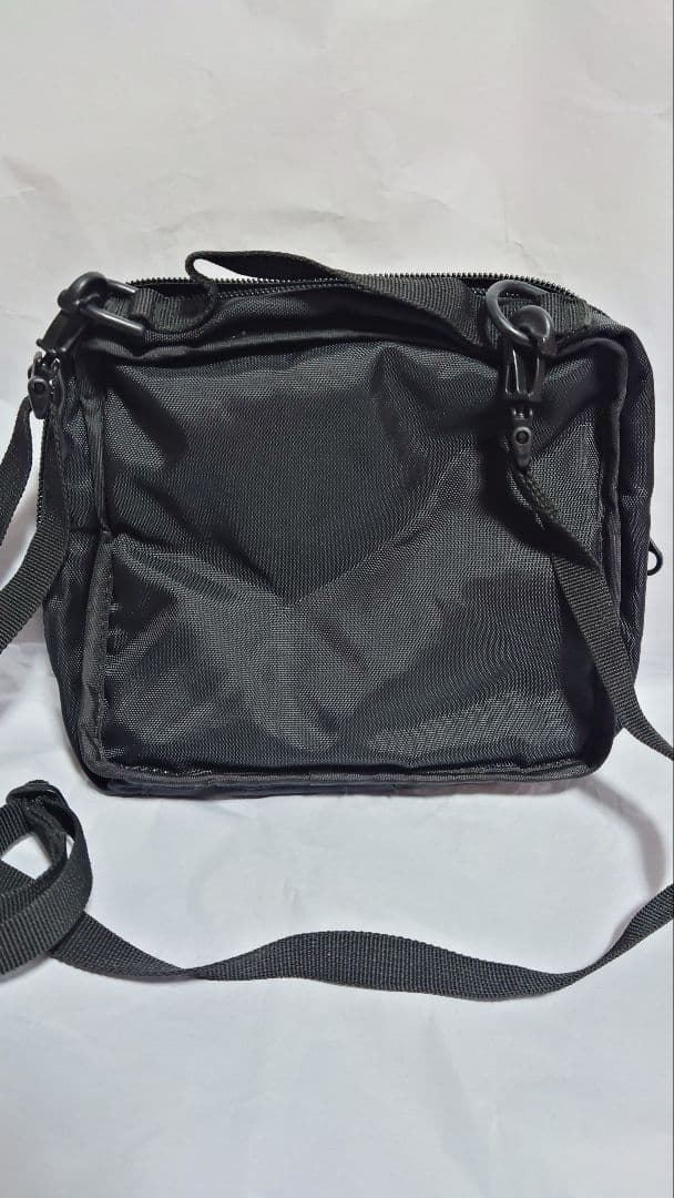 使用品 ゼルネアス イベルタル ポーチ DSショルダー収納バッグ