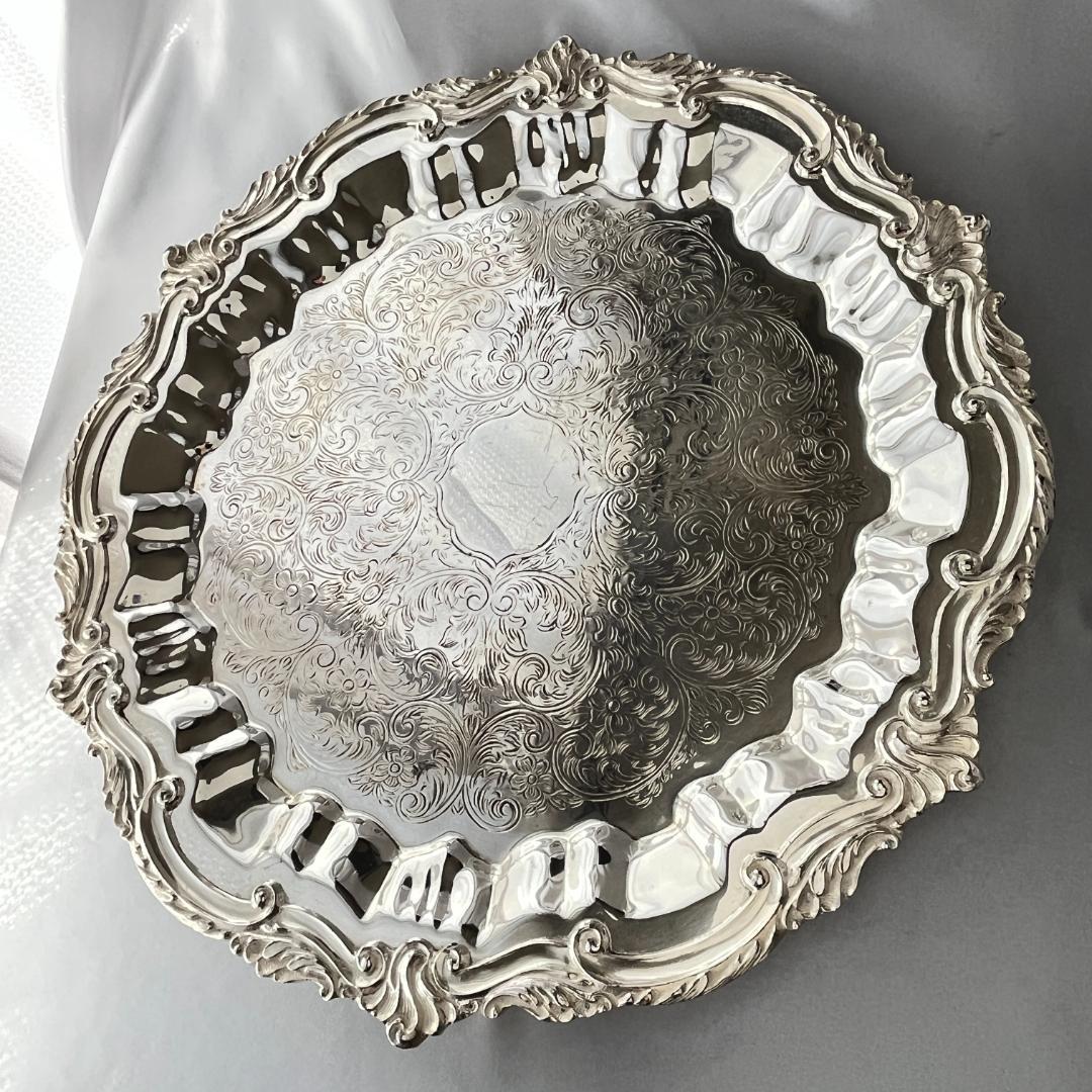 【チッペンデール】 サルヴァ / ギャラリートレー 40cm 大型