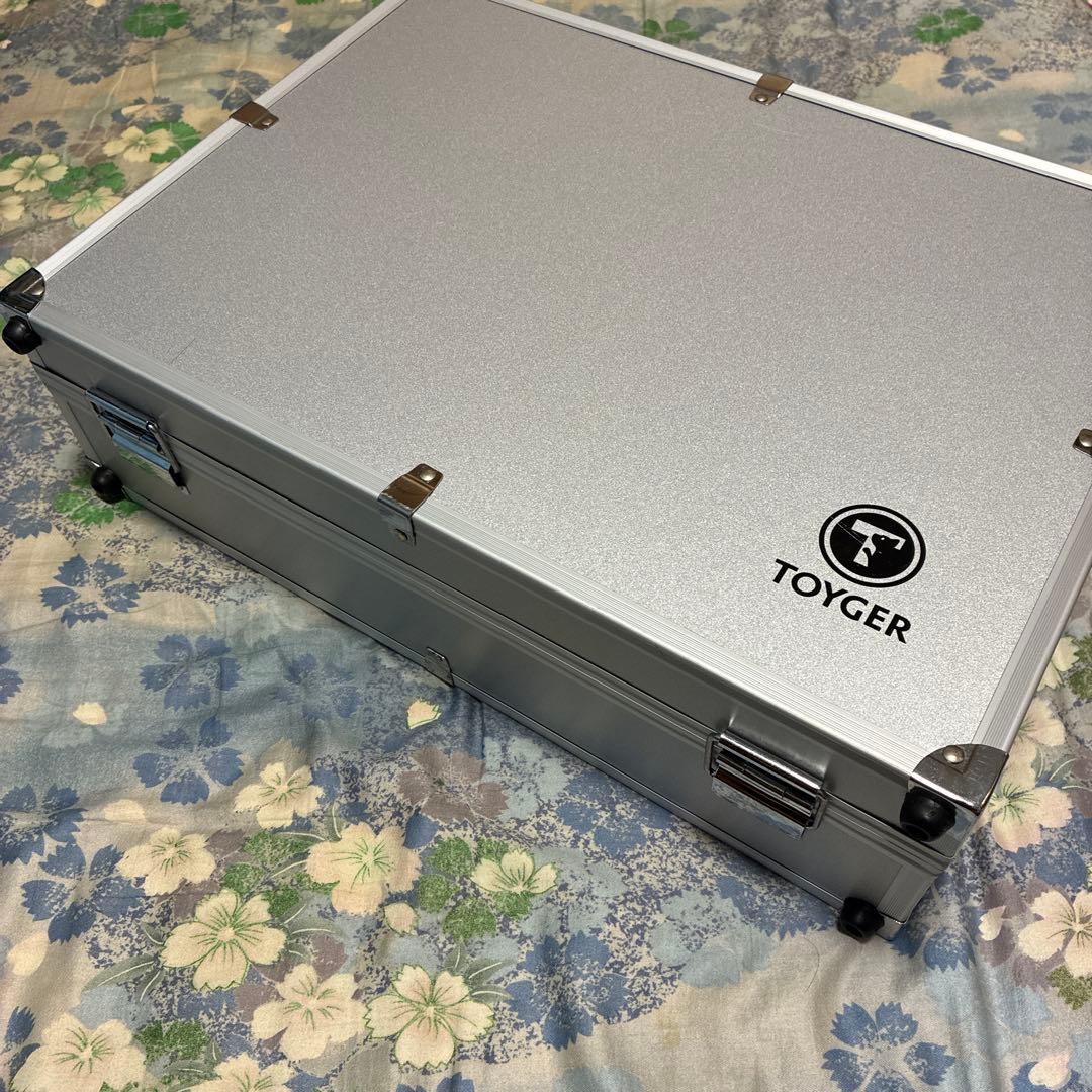 TOYGER アタッシュケース