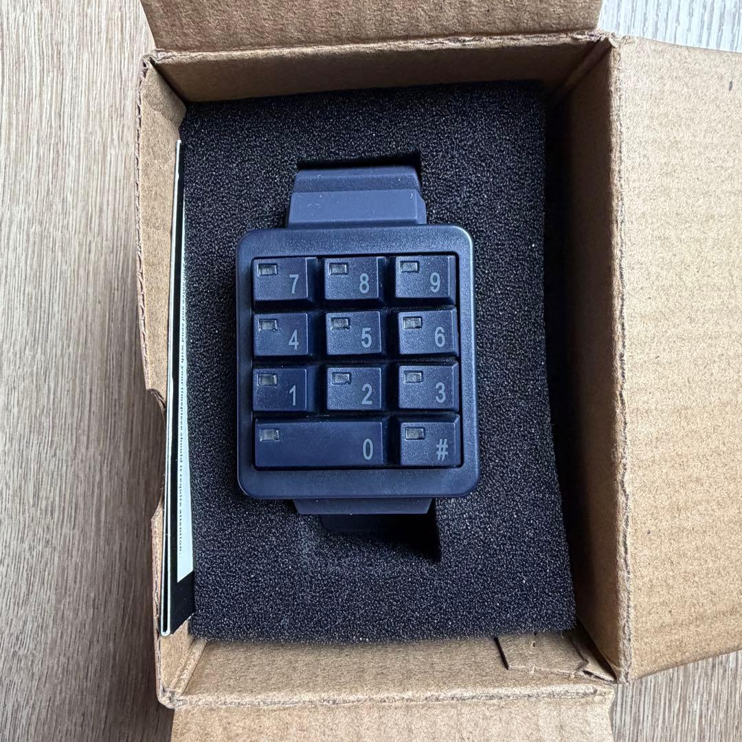 Click keypad watch