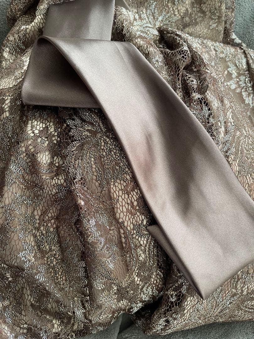 ブロンズ　パーティ　総レース ロングドレス　リボン