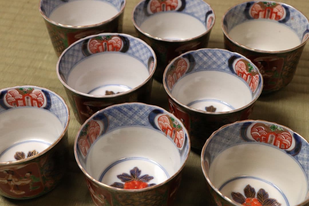 【CM56】古伊万里 色絵 小鉢 向付 八客 人物 青海波 唐草 牡丹 錦手