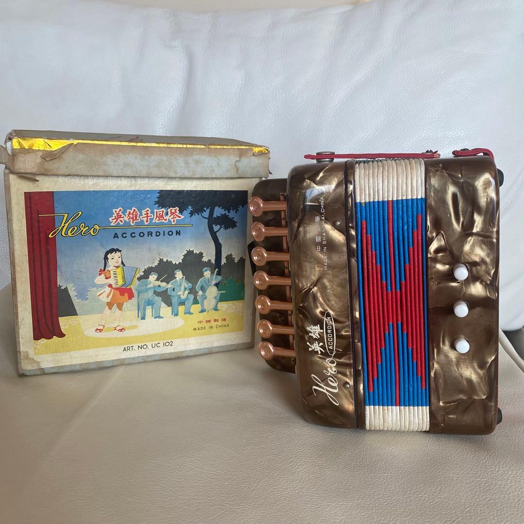 ⭐️ アンティーク 英雄 Hero アコーディオン 中国⭐️ - メルカリ