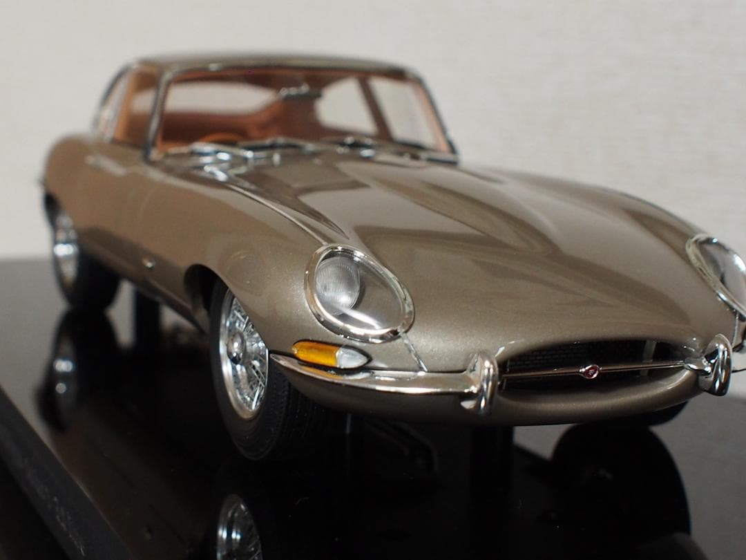 1/18 アマルガム Amalgam : ジャガー JAGUAR E-type