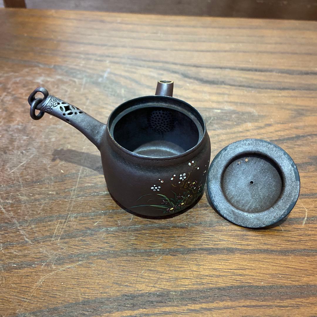 庄造作萬古焼朱泥金彩色絵草花文急須 煎茶道具 庄造作萬古焼朱泥金彩色