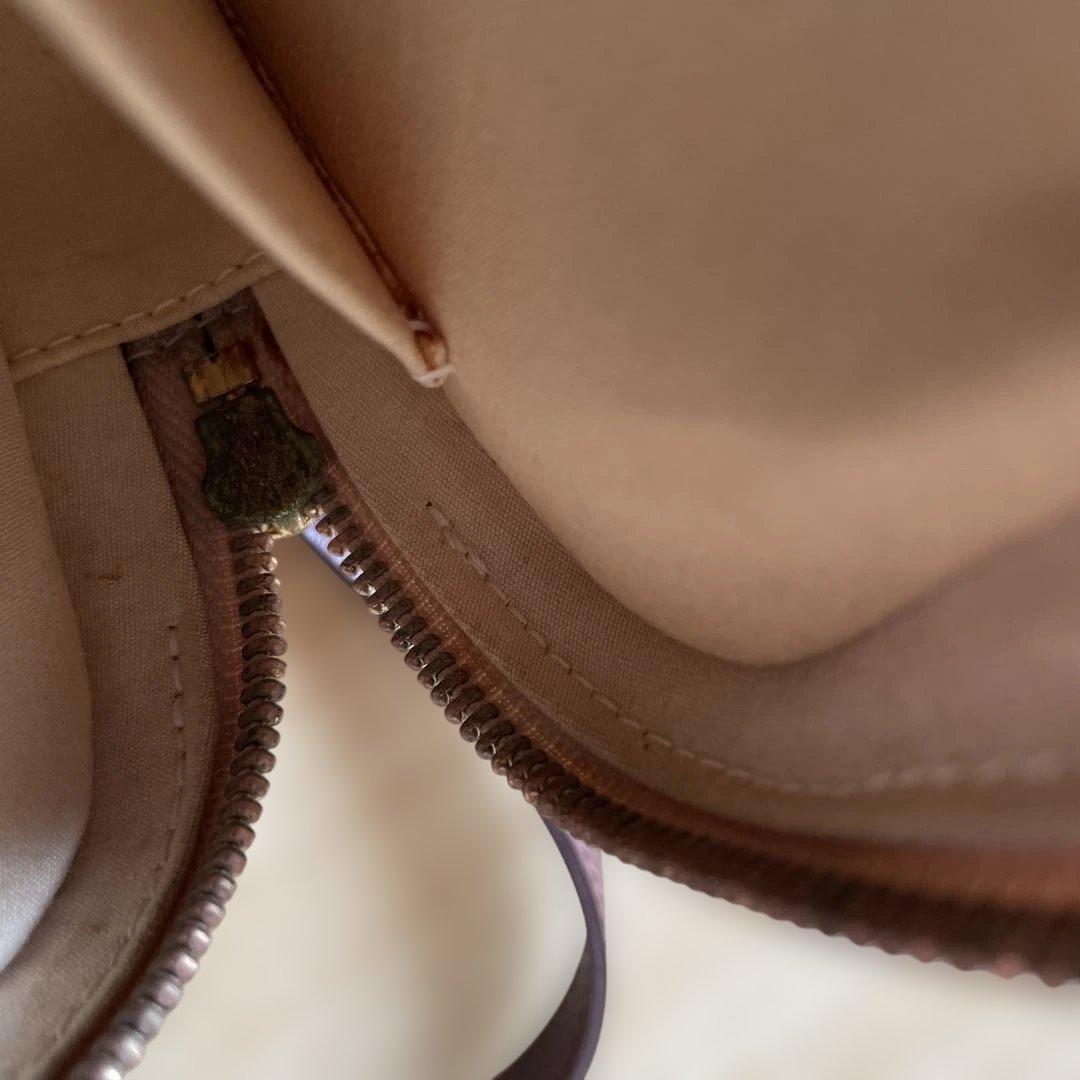 Louis Vuitton モノグラムミニ　ショルダーバッグ