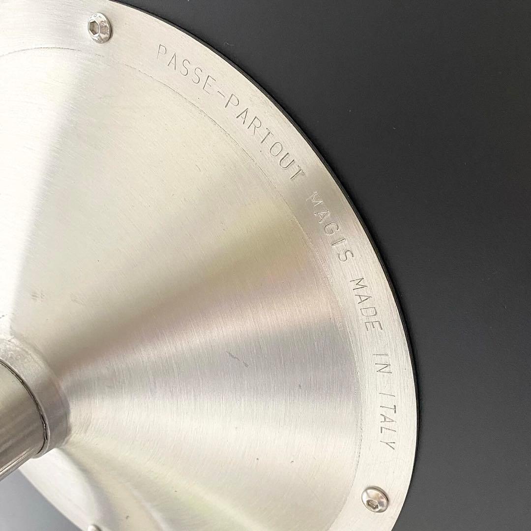 MAGIS PASSE-PARTOUT マジス パッセパトゥー 円型テーブル