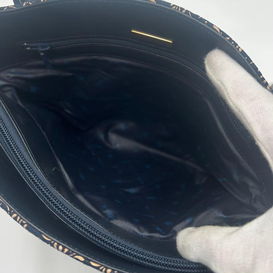 【美品】 印傳屋 インデンヤ ハンドバッグ 唐草模様 ネイビー 甲州印伝