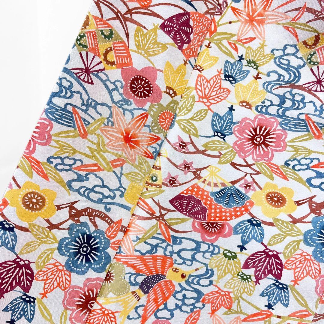 白地型染め流水扇花模様鳥振袖034w