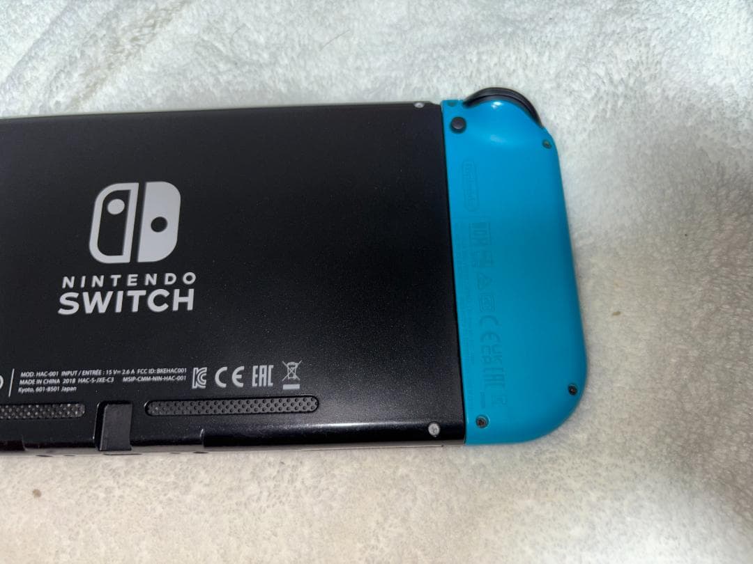 【完品】Nintendo Switch 初期 本体+プロコン、携帯ケース