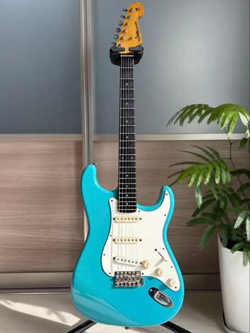 MOON PGM ストラトキャスター Moon PGM ストラトキャスター 希少