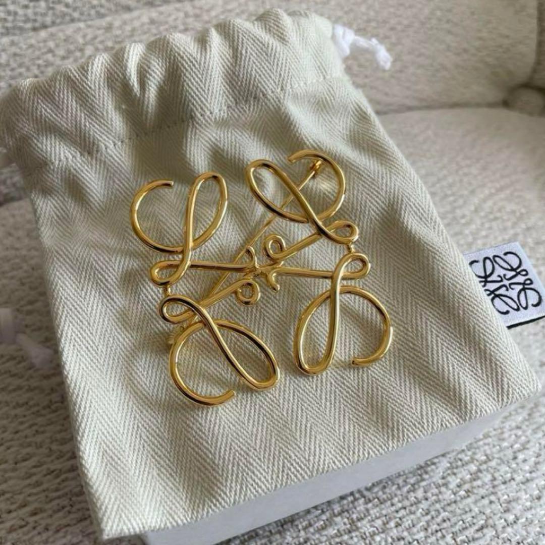 1度使用】LOEWE ゴールド リボンブローチ