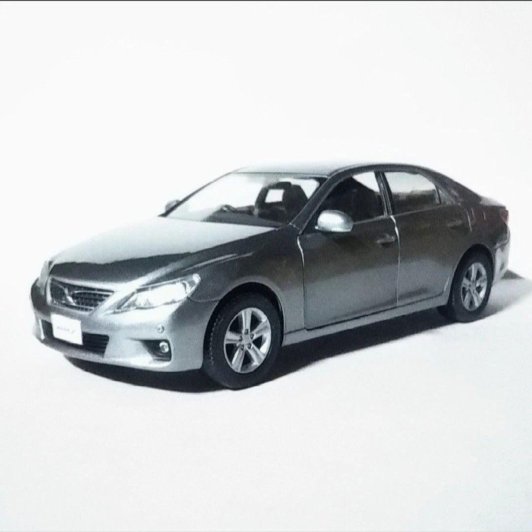 カラーサンプル TOYOTA マークX 2台