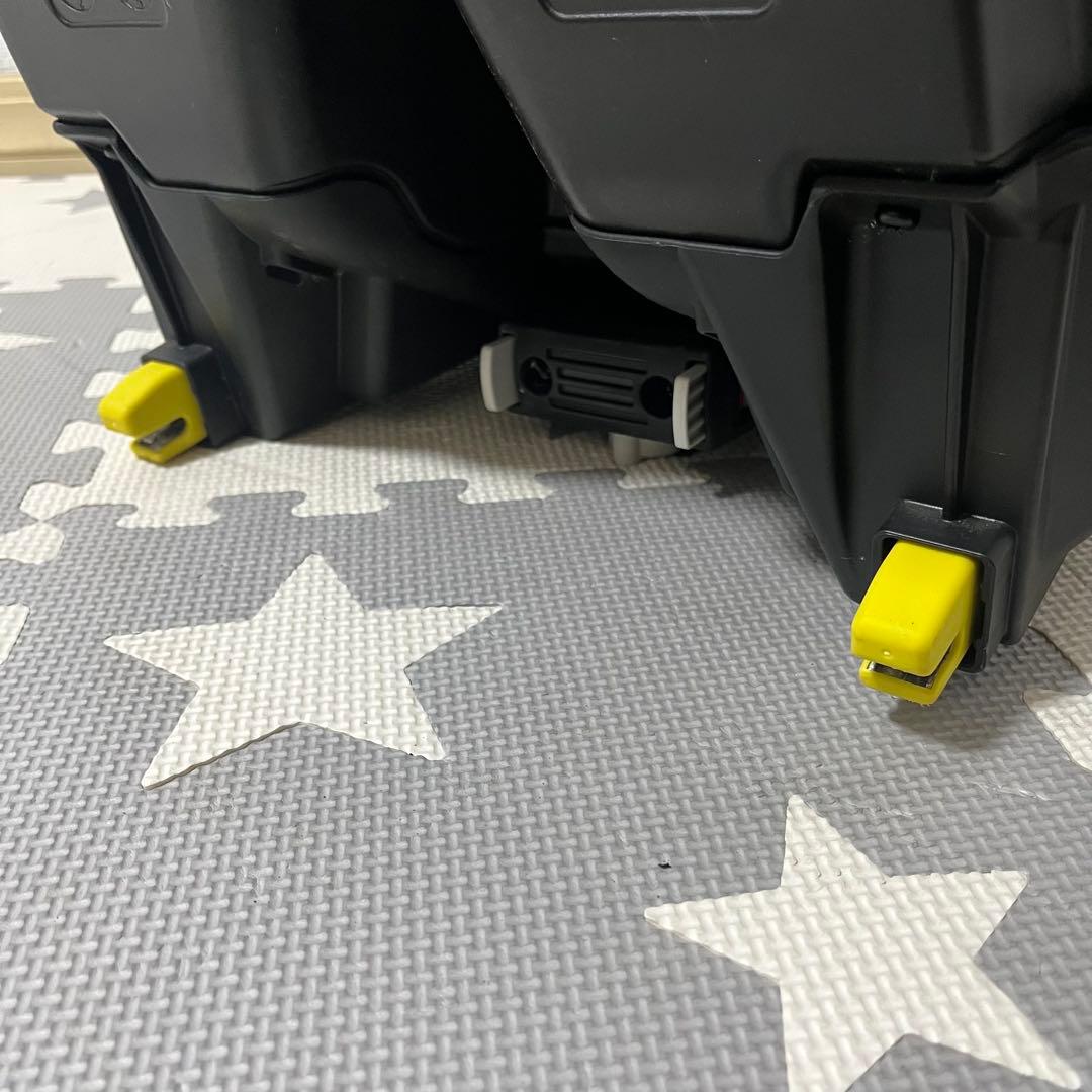 ☆ほぼ新品☆アップリカ☆チャイルドシート☆フラディアプラスプレミアムisofix