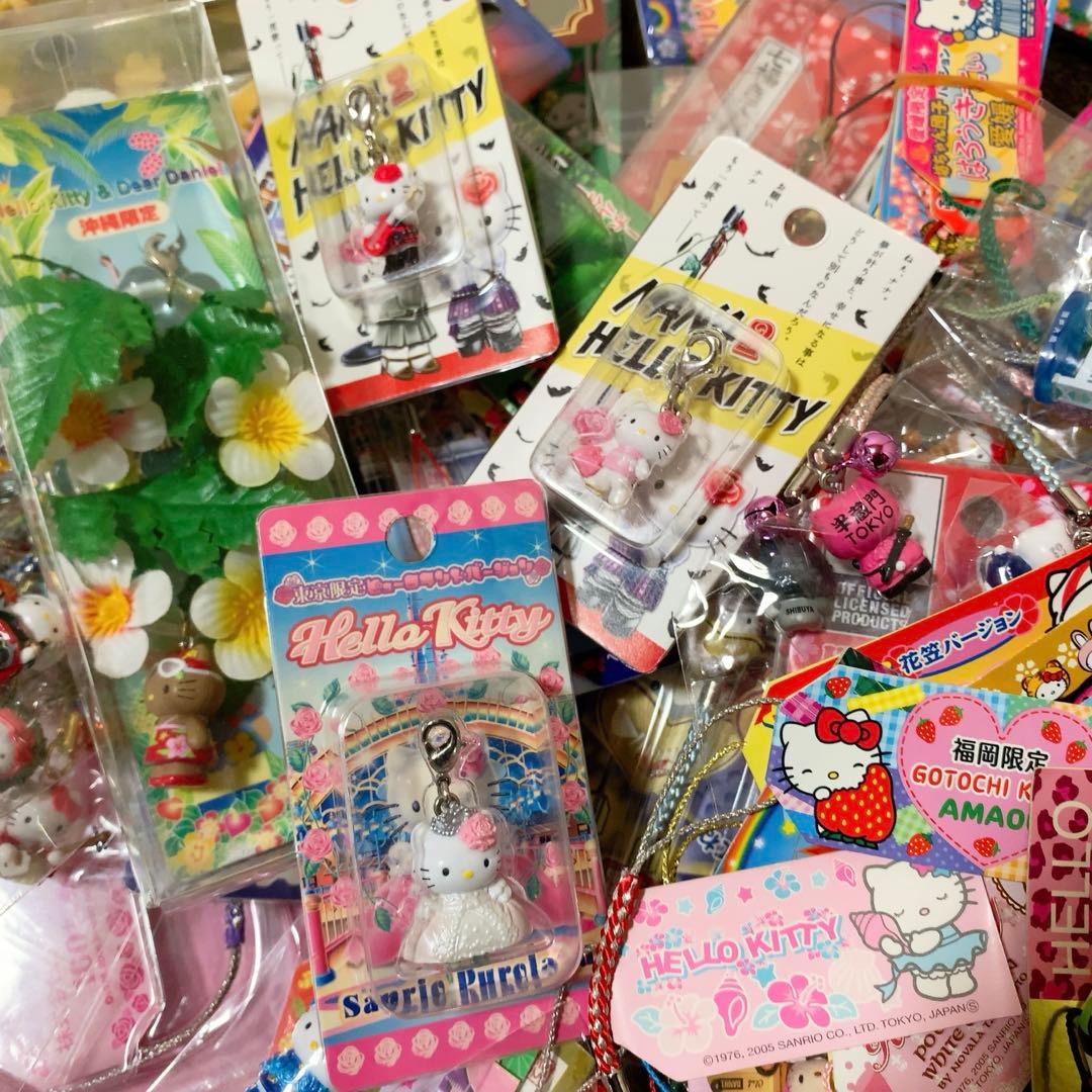 激レア　ご当地キティ248個【ロリータ/イチゴ根付/コラボ/非売品等】入手困難