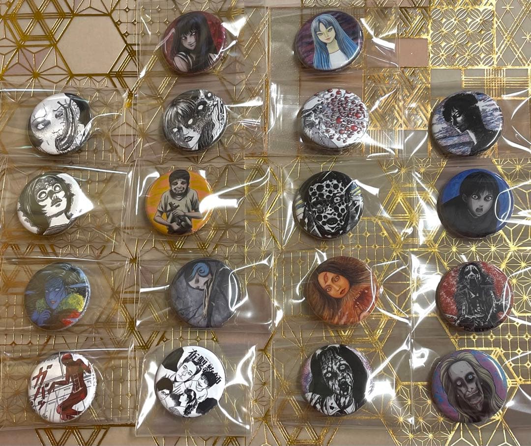 伊藤潤二 コレクションCollection buttons缶バッジ全18種コンプ