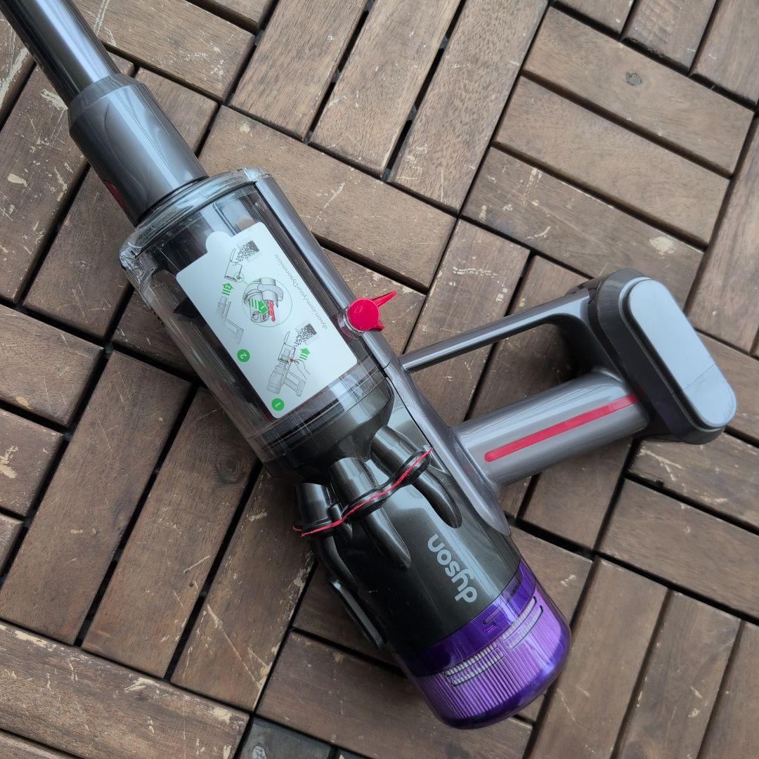 Dyson SV21 スティッククリーナーmicro 1.5kg 動作良好！
