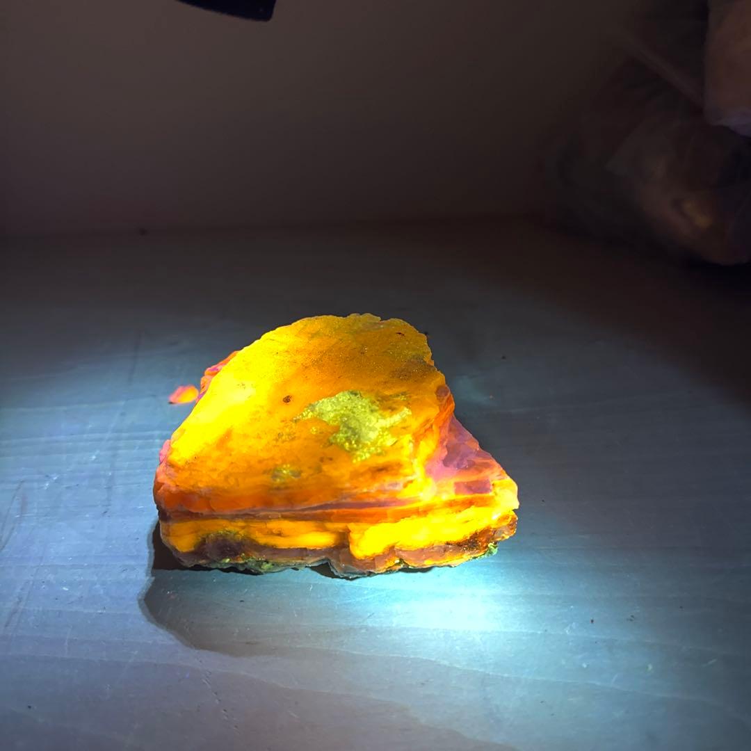 11様専用】北海道石 然別オパール 蛍光オパール592、588、197g