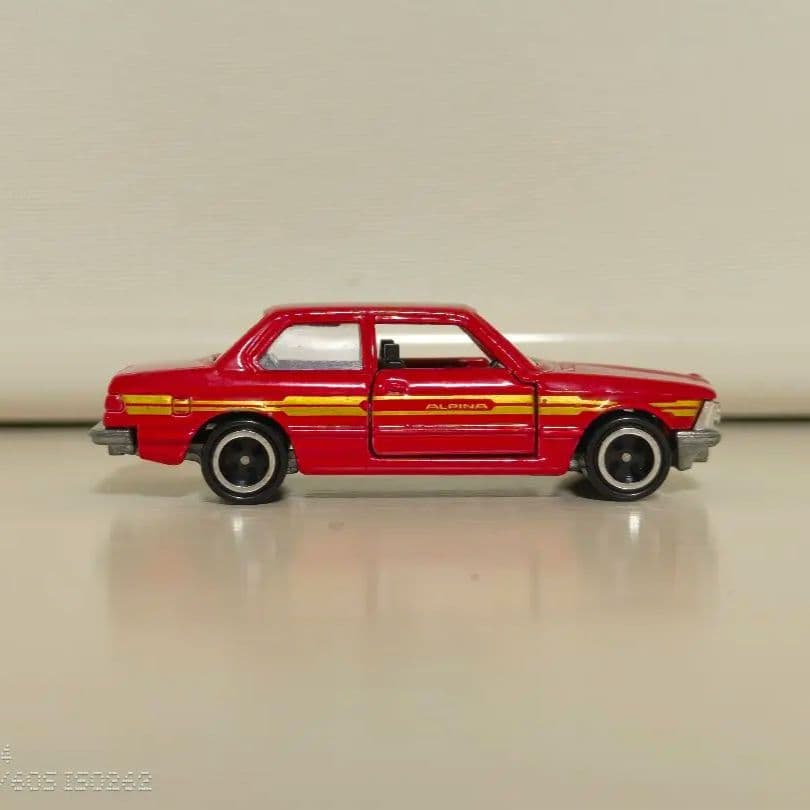 TOMICA　トミカ　BMW320　ワイドホイール　箱付き