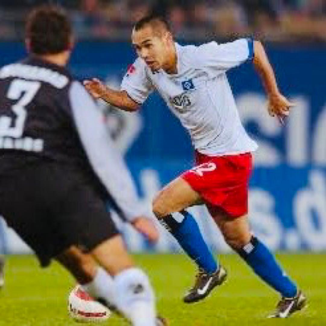 超希少レア品】02' 高原直泰 ハンブルガーSVユニホーム タイプ Tシャツ