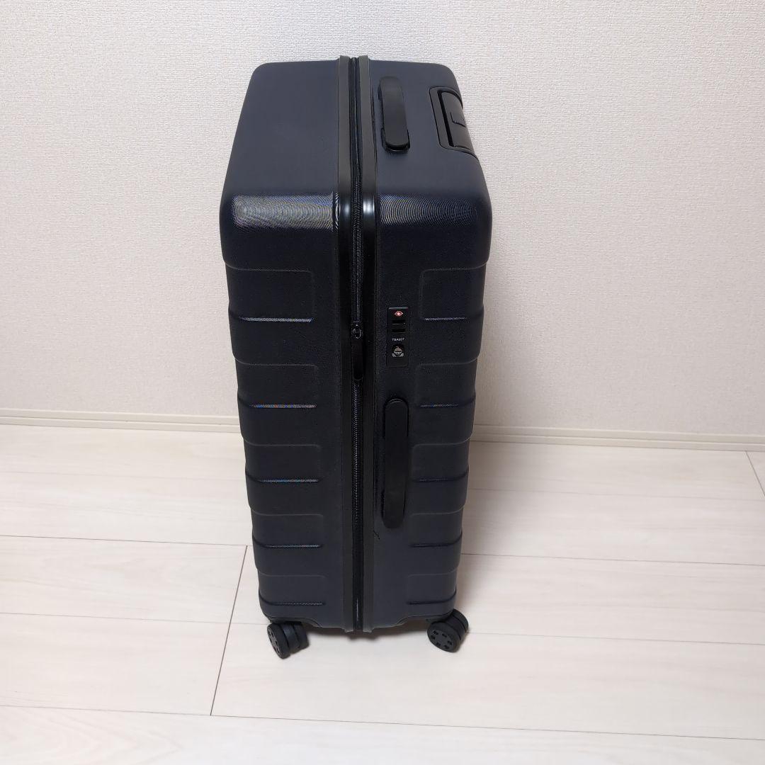 キャリーバーの高さを自由に調節できるストッパー付きハードキャリー