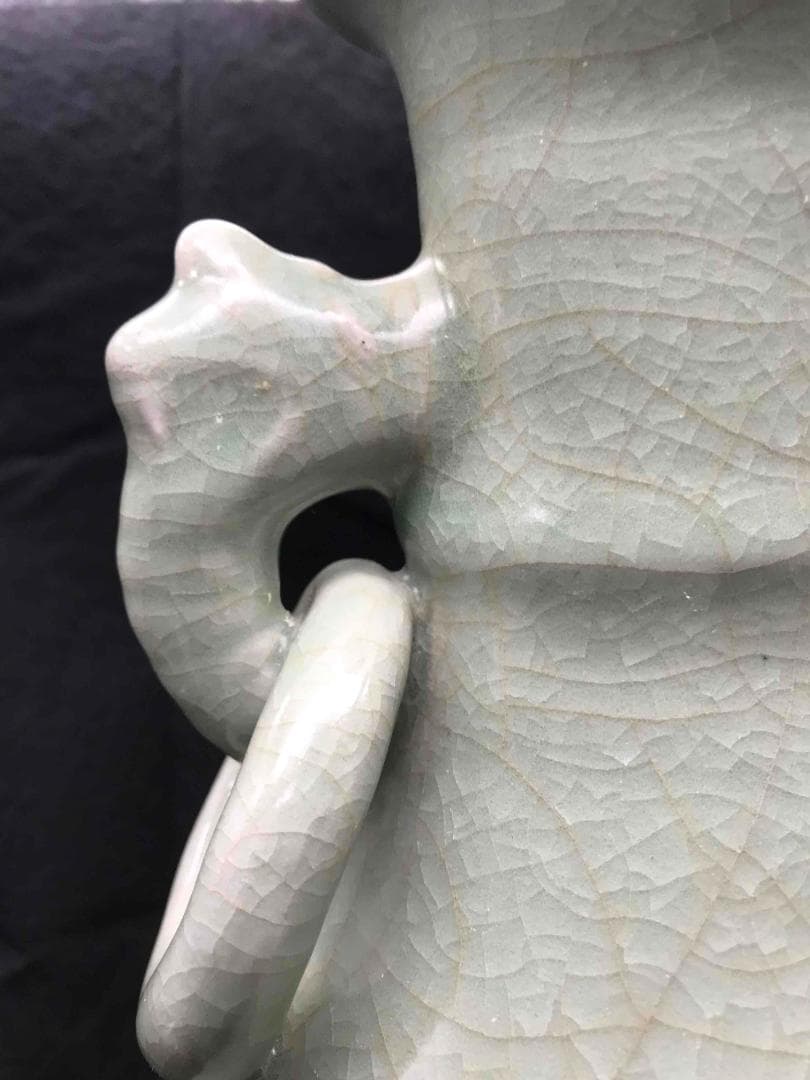 中国古玩 元時代 青磁 龍泉窯双耳瓶 旧家コレクション 蔵出し(A-35