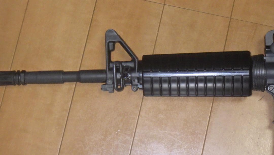 東京マルイ　M4電動ガン　スタンダード８7ｍ／ｓ　１８歳以上+多弾マガジン