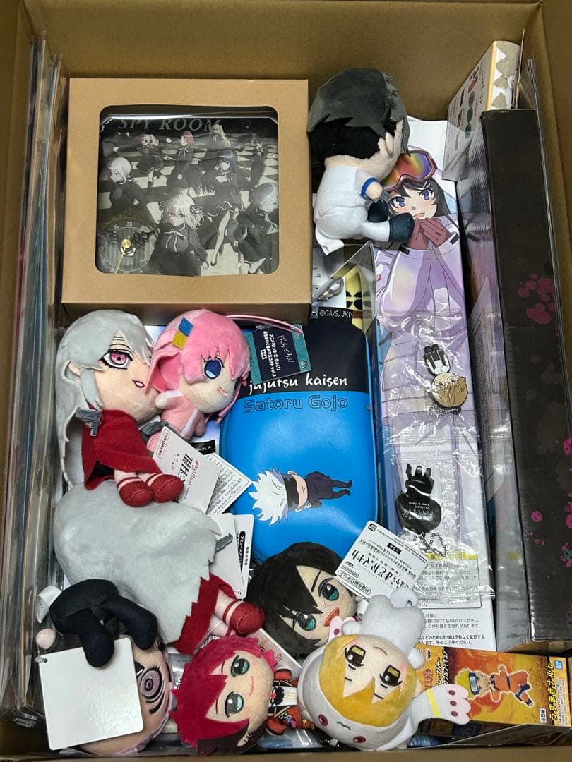 アニメグッズまとめ売りサイズ140ダンボール1個ノンジャンル大量