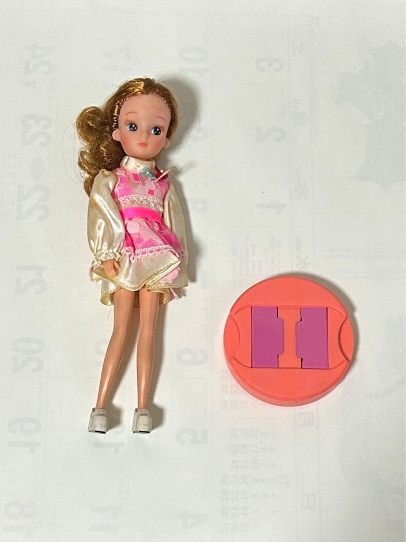 タカラ 2代目リカちゃん 中期 かわいいリカちゃん(黄色箱)