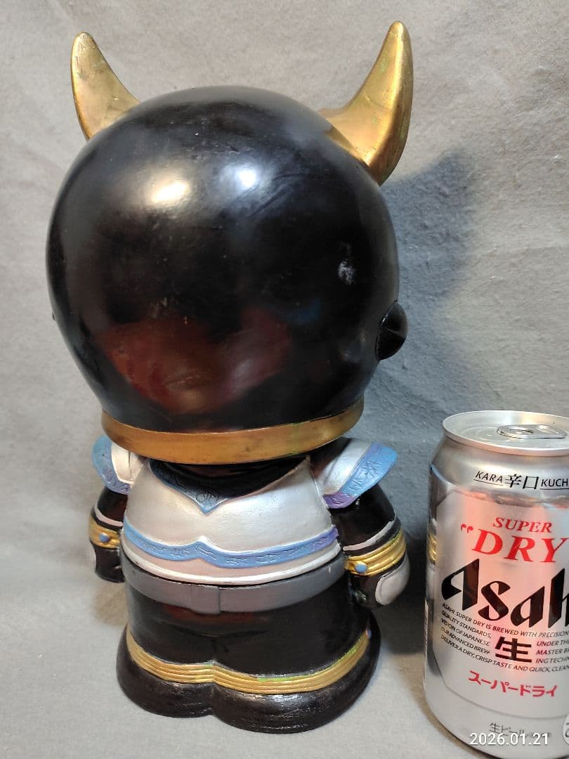 仮面ライダークウガ ジャイアントソフビ貯金箱 - メルカリ