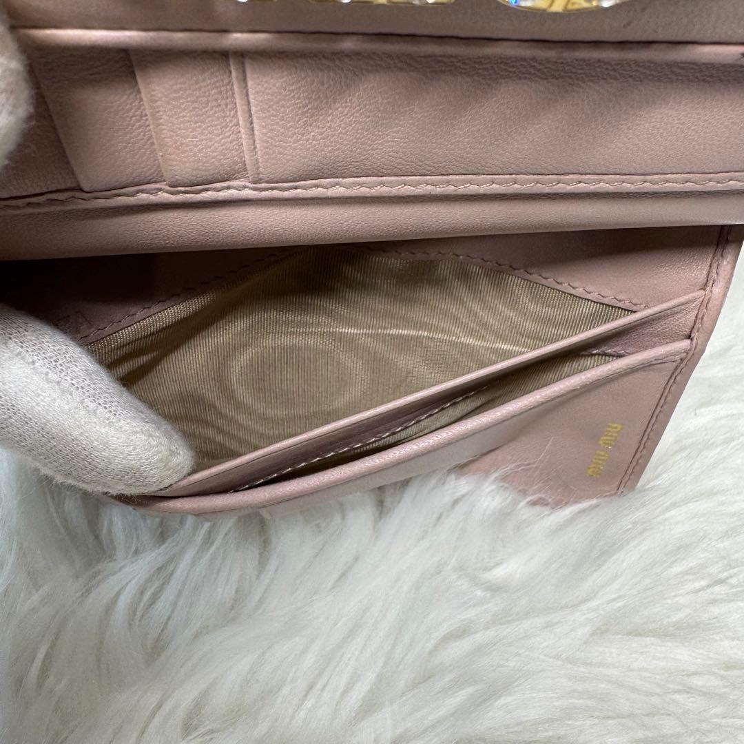 美品】ミュウミュウ クリスタル ビジュー パール マテラッセ 折り財布