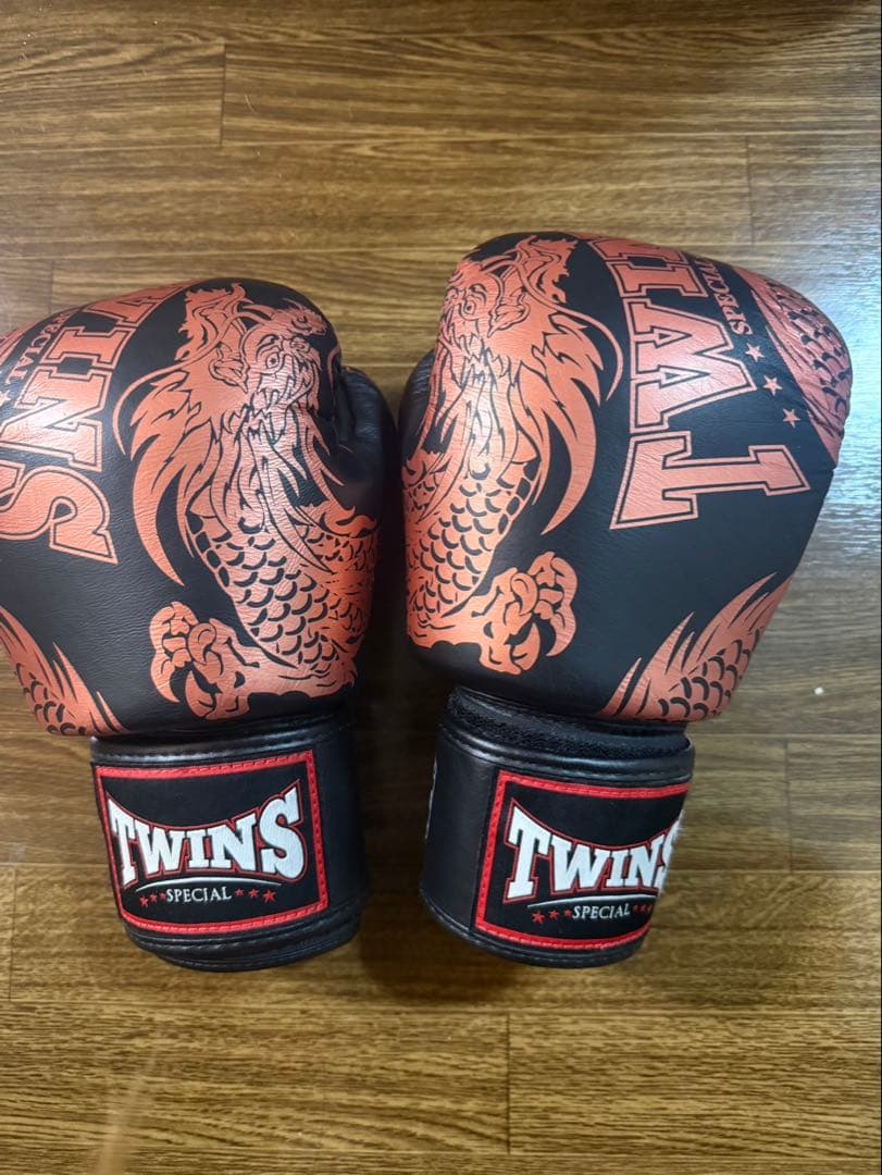 希少柄 ドラゴンシリーズ TWINS ボクシンググローブ 12オンス - メルカリ