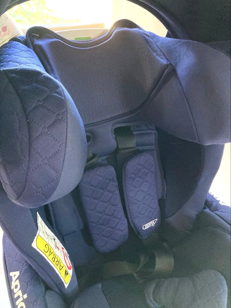 美品 Aprica フラディアプレミアムチャイルドシート isofix ネイビー
