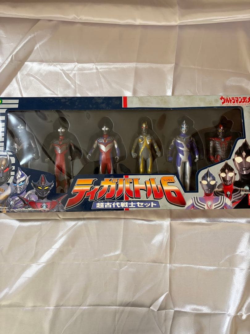 BANDAI ウルトラマン ティガバトル6 超古代戦士セット - メルカリ