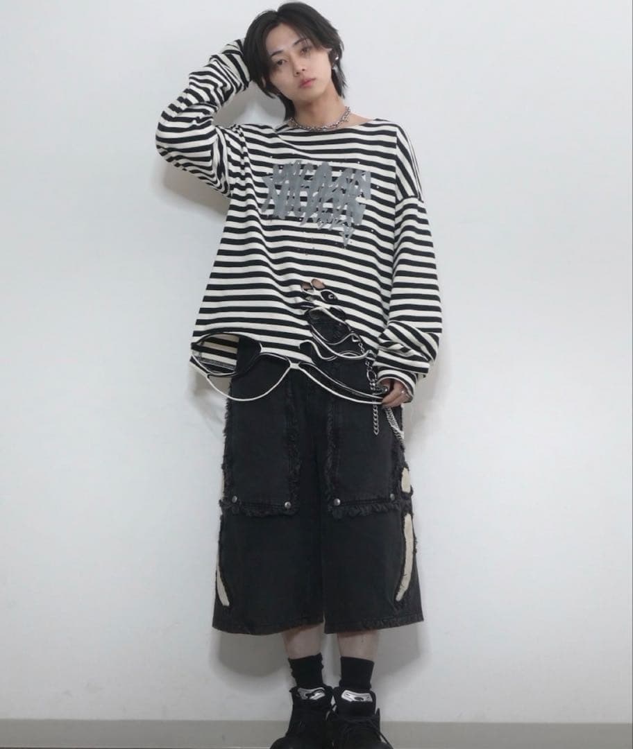 GRANCY】総柄ラインストーングラフィックロンT ボーダー Lサイズ