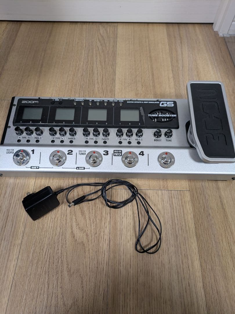 Zoom G5 ギターエフェクター G5 Guitar Effects & Amp Simulator Pedal | Zoom