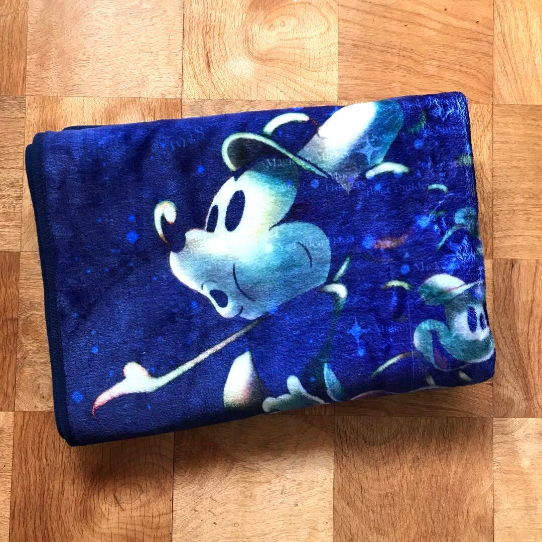 ミッキーマウス90周年 ブランケット ディズニーストア 星座 匿名配送