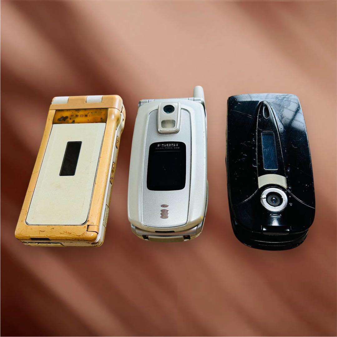 折りたたみ式携帯電話3台セット ジャンク品 - メルカリ