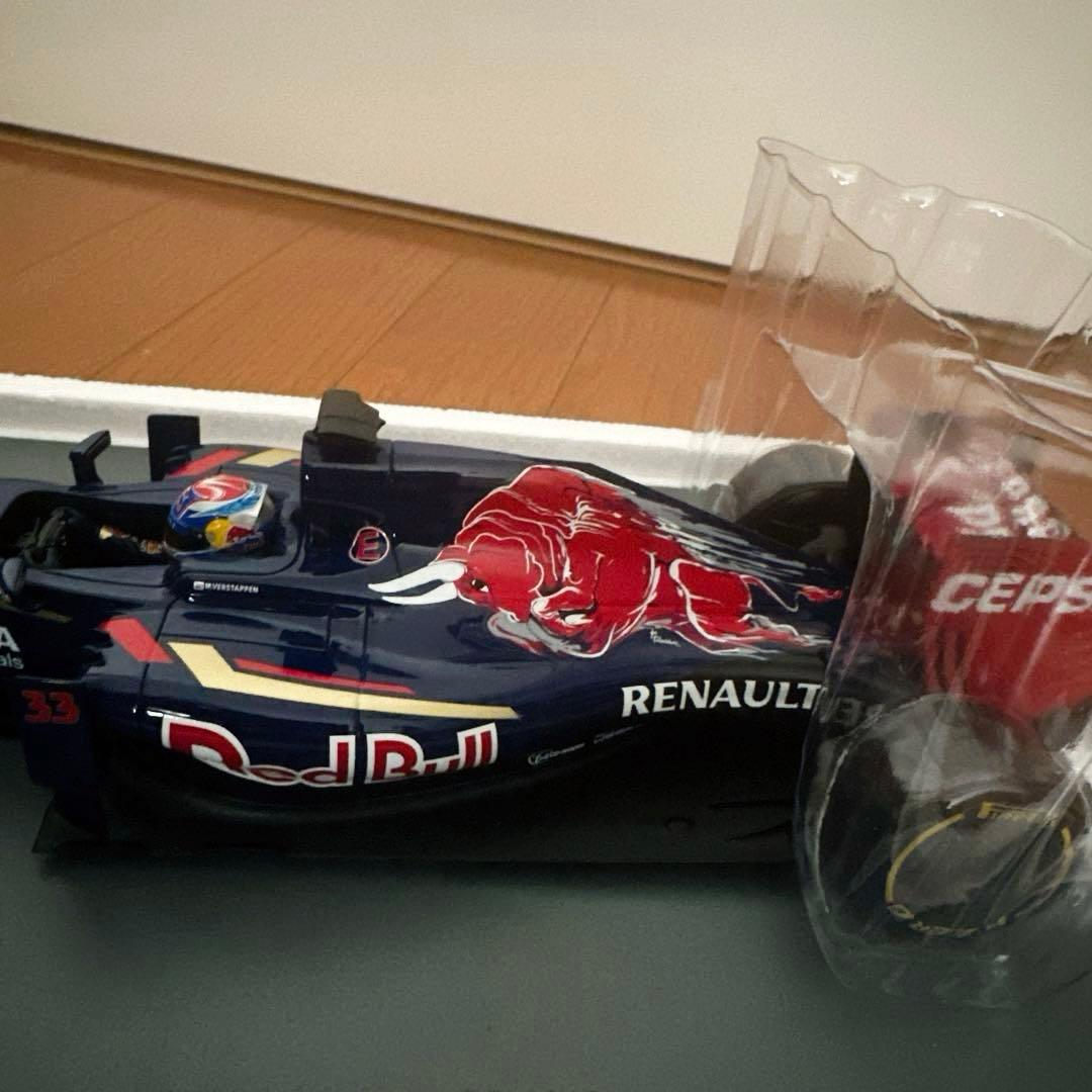 【超激レア】spark 1/18 スパーク トロロッソ　STR10 レッドブル