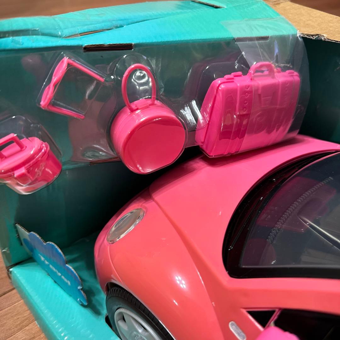 新品未使用 バービー フォルクスワーゲン ニュービートル 車 ミニカー