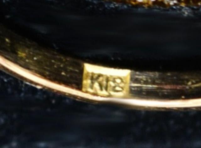 K18 リング　珊瑚指輪 　大振り　１１.０mm 18K18金 重量5.4g