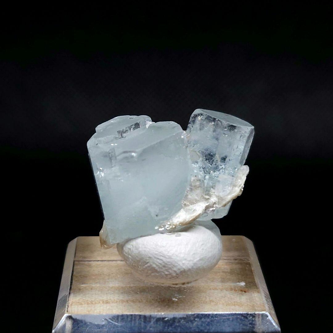 38Ct】パキスタン シガーバレー産 アクアマリン モスコバイト共生 鉱物