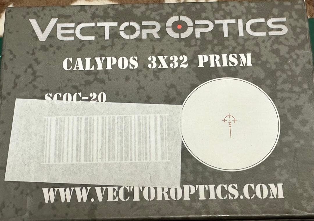 ベクターオプティクス キャリポス3×32 前後バトラーキャップ追加