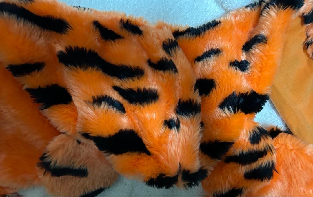 ティガー　マフラーキャップ　ファンキャップ　ディズニー　帽子